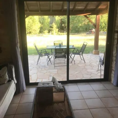 Сasa de vacaciones Peaceful, Comfortable Retreat With Pool