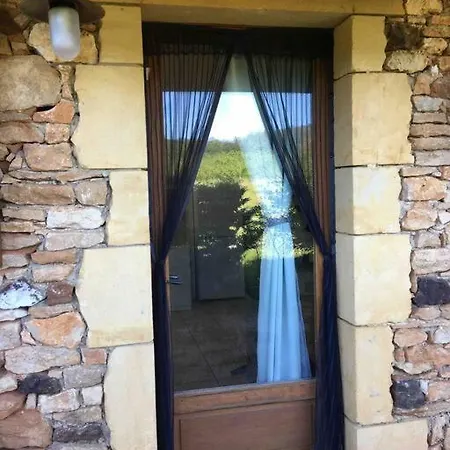 Peaceful, Comfortable Retreat With Pool * Montcléra