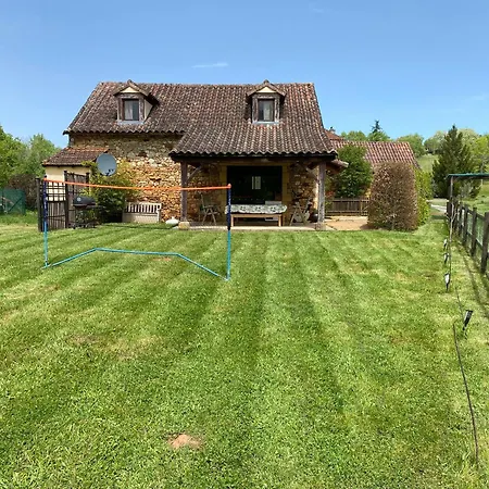 Peaceful, Comfortable Retreat With Pool * Montcléra