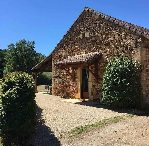 Peaceful, Comfortable Retreat With Pool Feriehus *