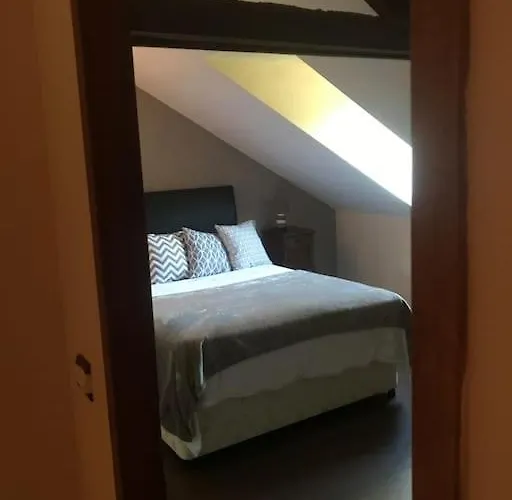 Peaceful, Comfortable Retreat With Pool Feriehus *